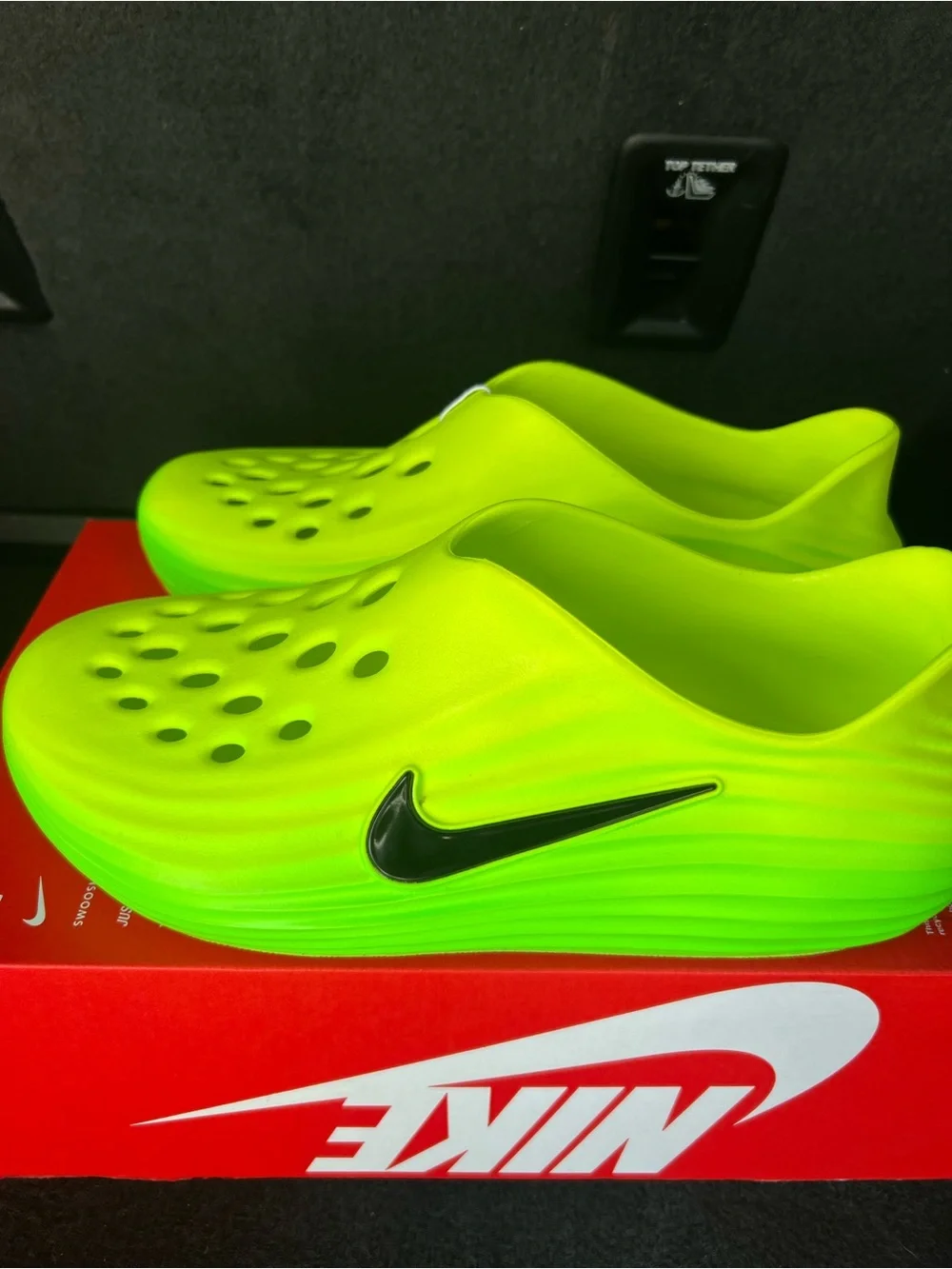 Nike ReactX Rejuven8 Green Volt Black Sneakers HV5060-300 Mens Size 10 NIB!